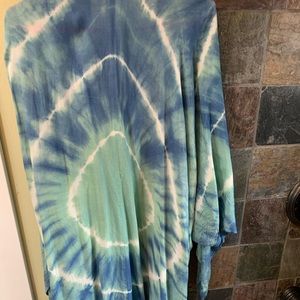 Tie dye cover